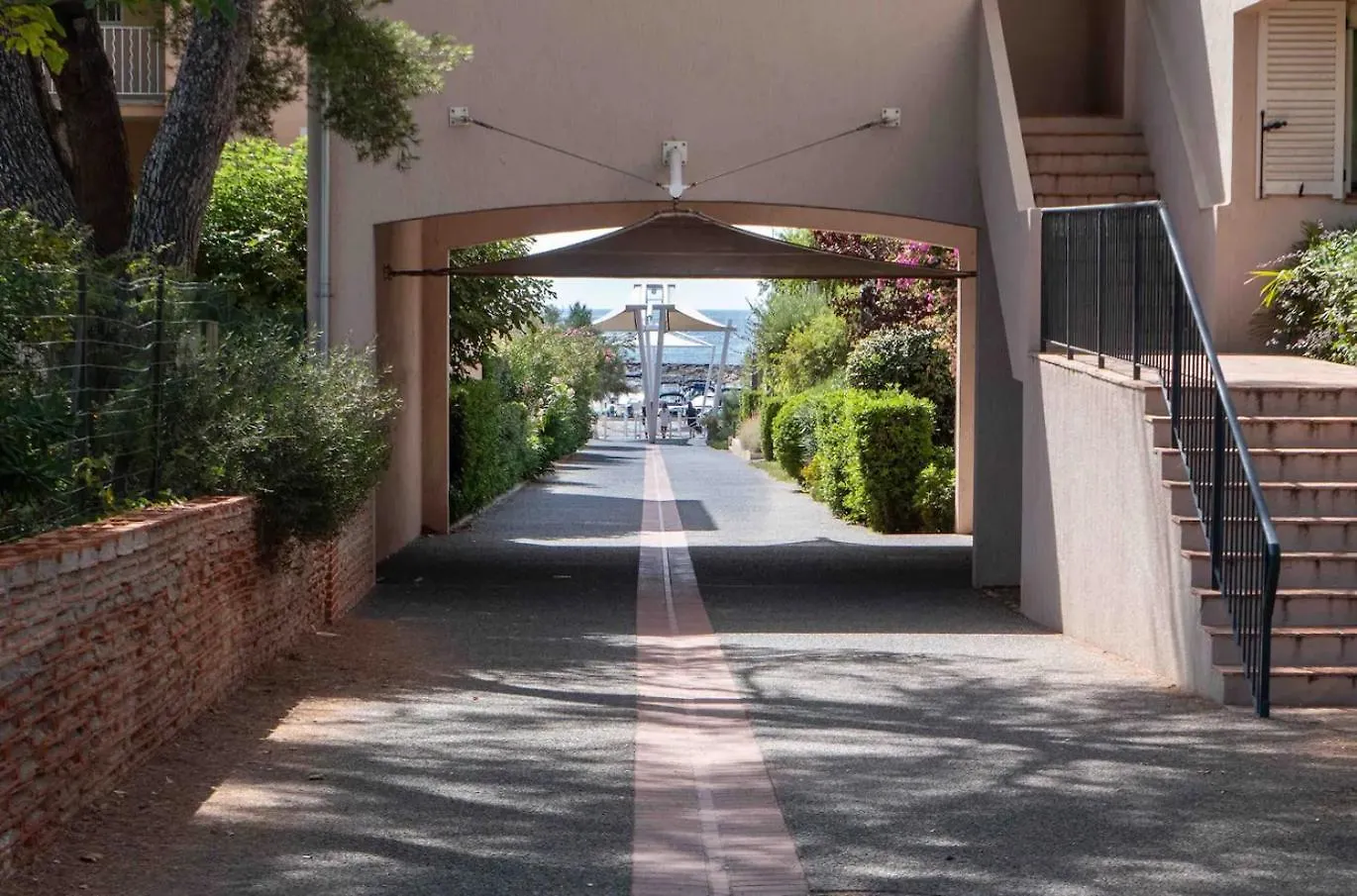 T3 Piscine Plage Parking Six-Fours-les-Plages 0*,  France